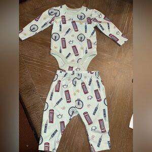 Paris Hilton’s Girls  Outfit Size 3-6 Months  Light Blue Paris Theme